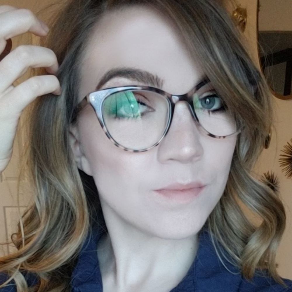 Meet your Posher, Cassy